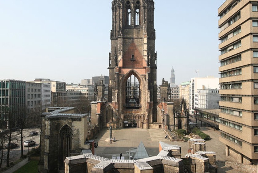 Mémorial de St. Nikolai (tour panoramique  et musée)
