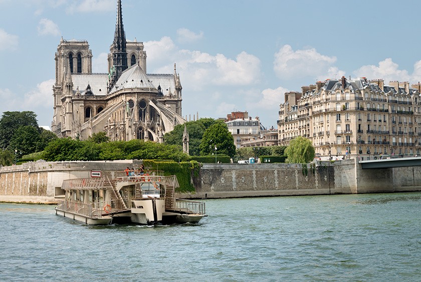 Croisière sur la Seine, départ à la Tour Eiffel